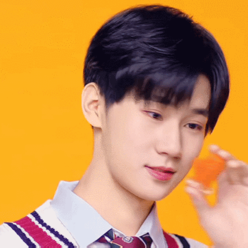 张真源一些很绝的动图(多图,流量慎)