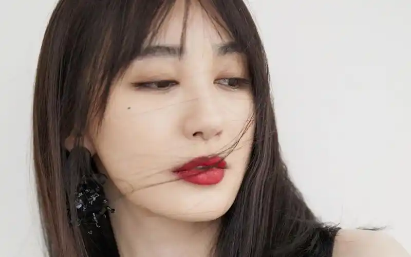 李菲儿魅力写真高清桌面电脑壁纸-大陆明星-手机壁纸下载-美桌网