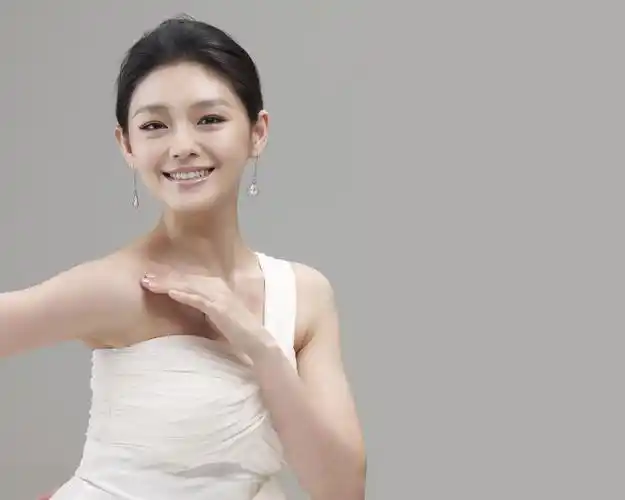 p>徐熙媛(barbie hsu,大s),1976年10月6日出生于台湾省台北市,华语