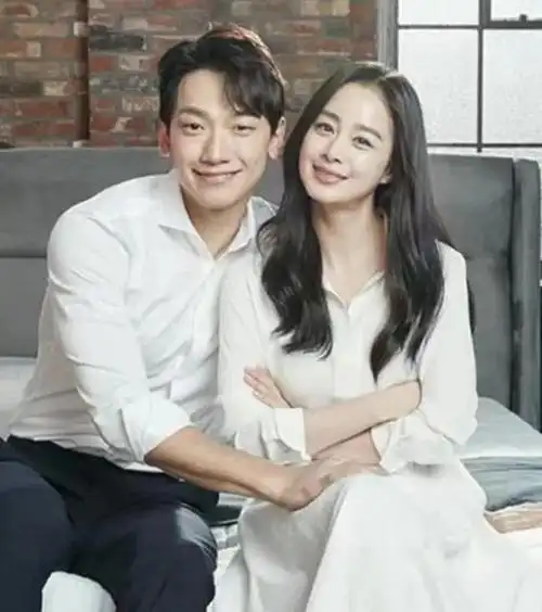 rain金泰熙一家罕见曝光穿着时尚氛围拉满网友说像在拍韩剧