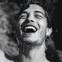 大叔漫画头像胡渣_微信头像图片大全