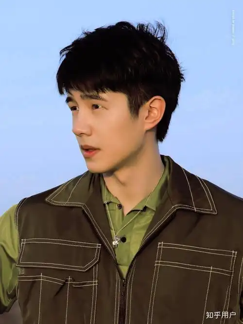 刘昊然有哪些神图? - 知乎