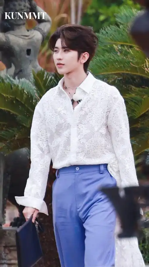 蔡徐坤曼谷录制跑男人气好高##奔跑吧泰国路透##奔跑吧蔡徐坤