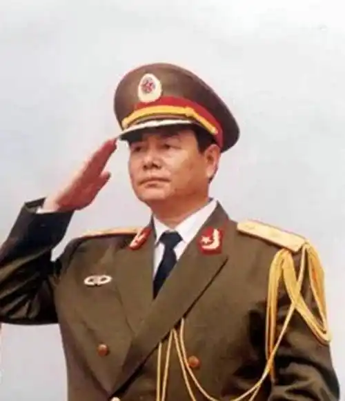 刘镇武_广州军区_职务