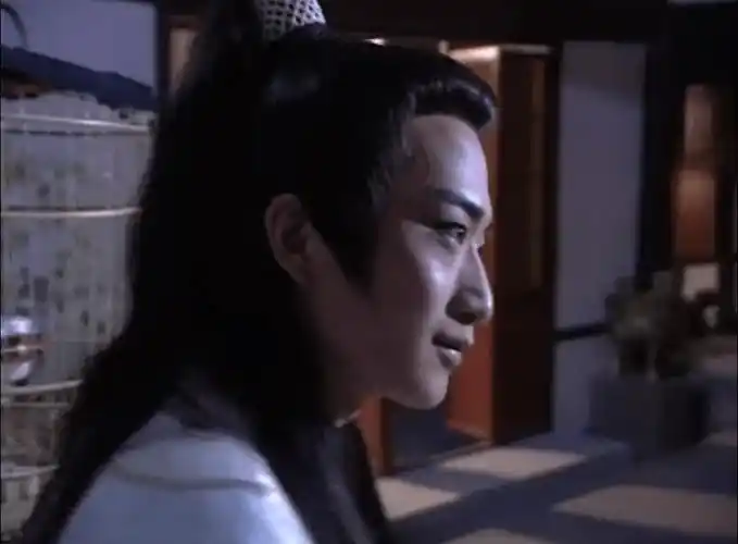 《霹雳菩萨》是邵峰和杨丽菁合作的一部剧,少女阿舍和白衣公子的