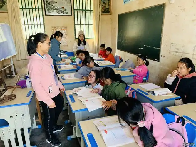 我院青年志愿者协会开展支教活动