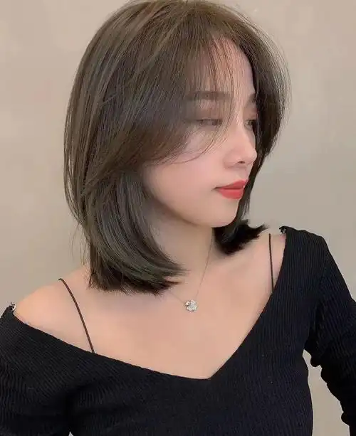 锁骨发型齐肩发