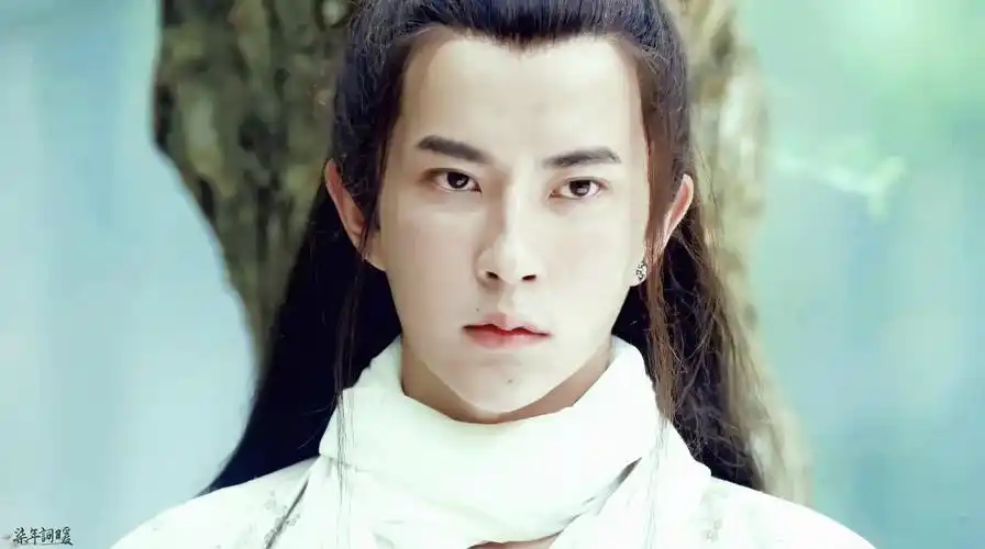 于朦胧《太子妃升职记》【九王】风流倜傥,俊美无俦.by柒年词暖