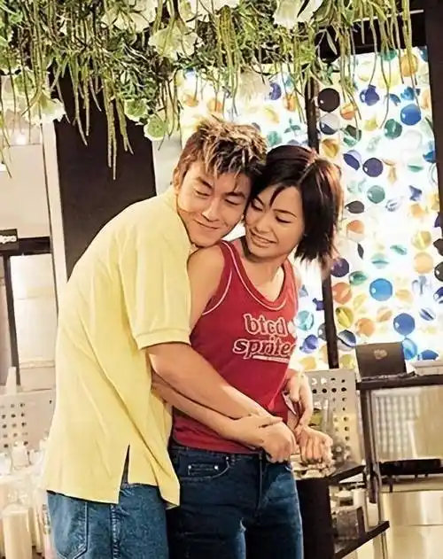 "再回巅峰"阿娇:坐拥亿万家产,因照片门身败名裂,后被丈夫羞辱_陈冠希