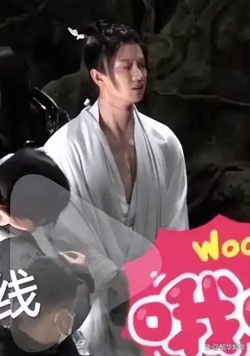 影视剧里为何只有上半身镜头下移后是不忍直视的尴尬全景