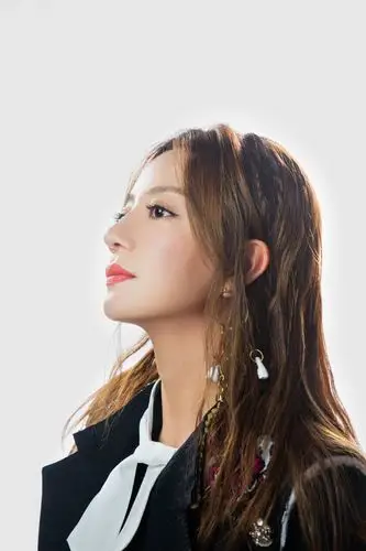 赵薇新照片:瘦出新高度的她,有多么让人惊艳!