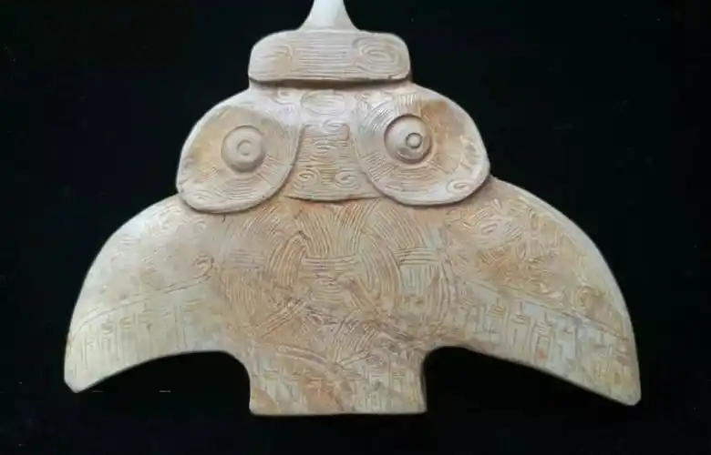 精美的古玉会变色——"一沁堂"举办良渚古玉展