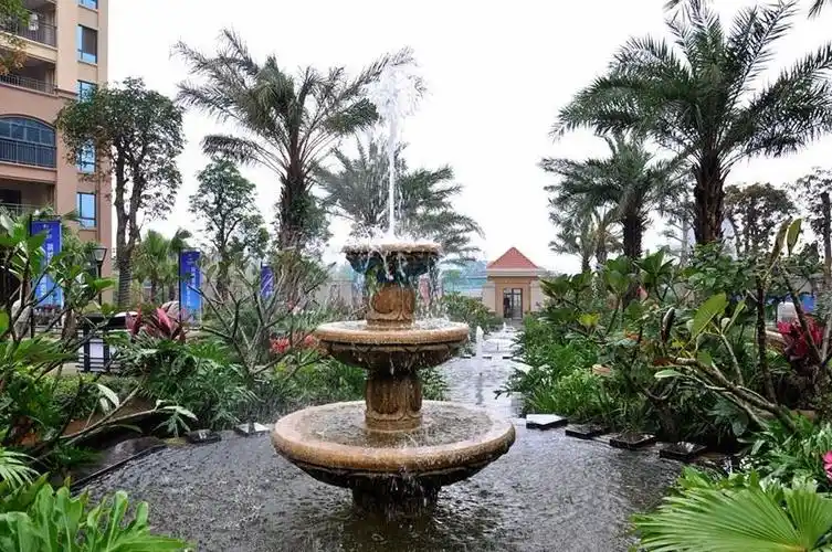 冠永凤凰城小区水系景观实景图