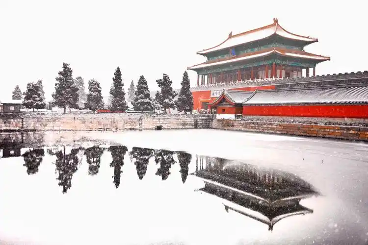 雪中的紫禁城…… - 美篇