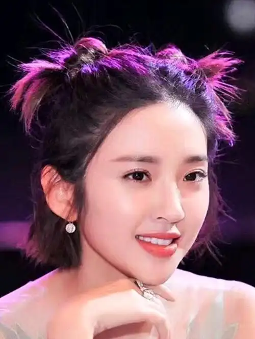 爱笑的女生最漂亮,羡慕唐艺昕的一口大白牙