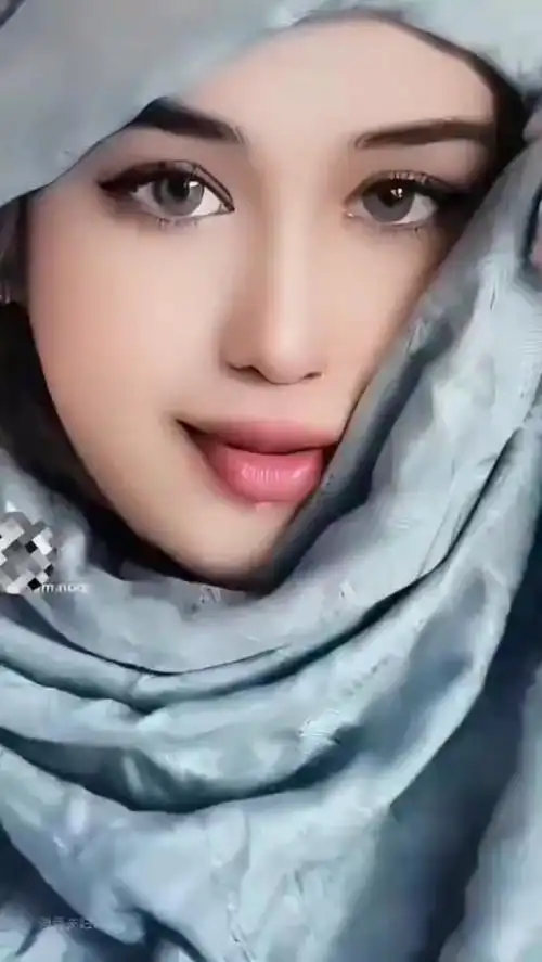 神秘的阿拉伯女人,白天裹着黑纱,晚上却是另一个模样!