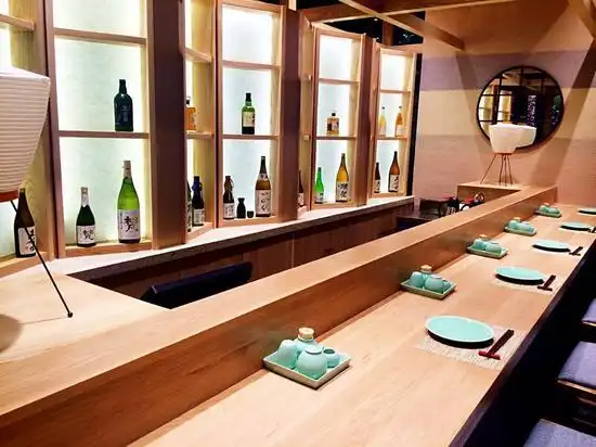 餐厅寿司吧台
