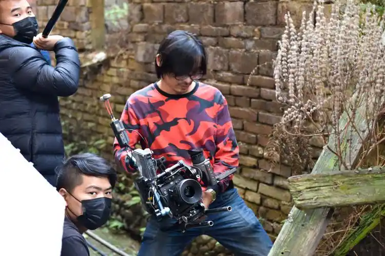 电影《变异狂蟒》剧组工作人员