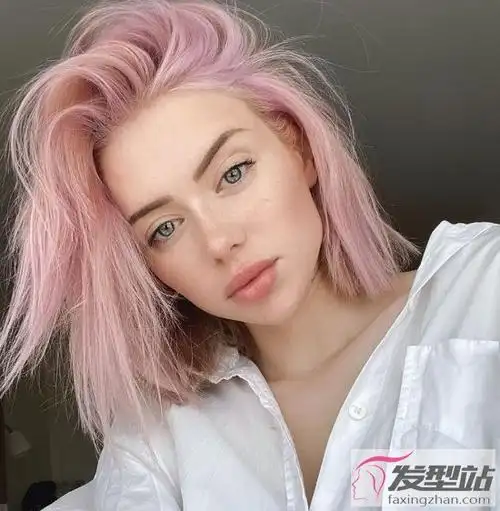 短发染粉色头发好看吗浅色系樱花粉美翻天