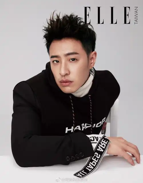 获视帝惹谩骂,演唱会彩排撞破头 潘玮柏 :坚持下来,就是胜利!