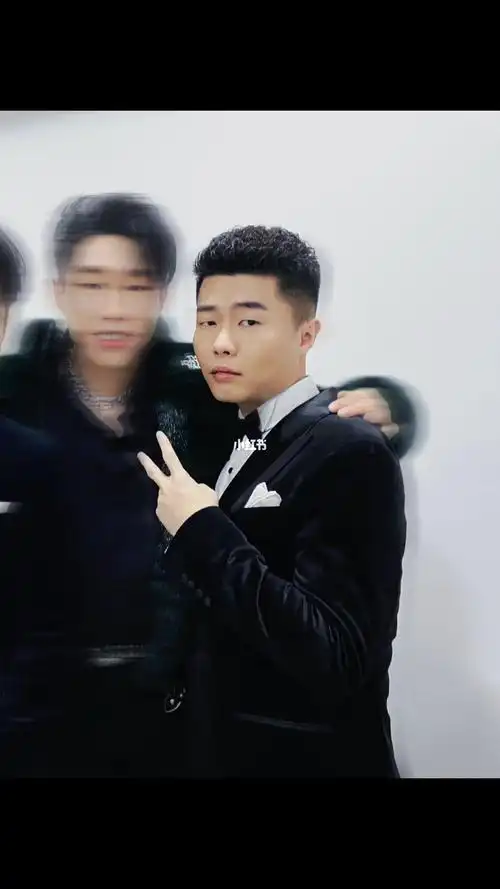 周九良怎么这么帅