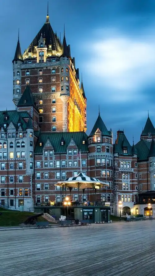 加拿大,魁北克,城市夜晚,建筑物,街道,灯 iphone 壁纸