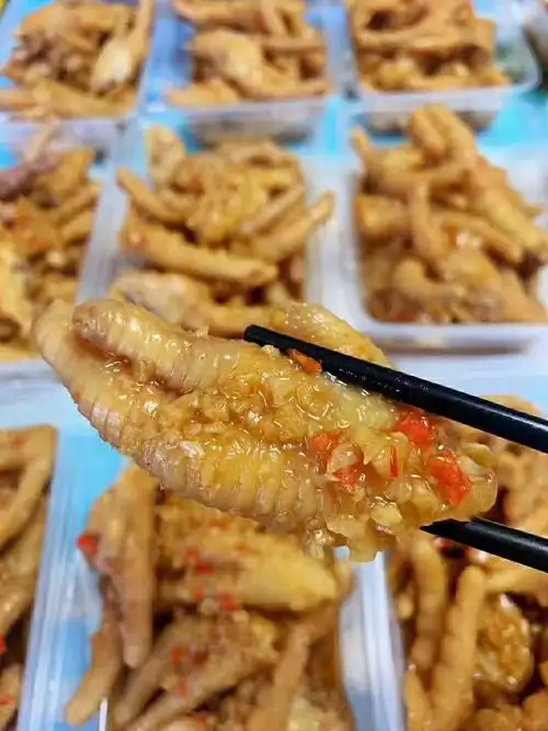 珠海网红野餐小吃凉菜蒜香鸡脚