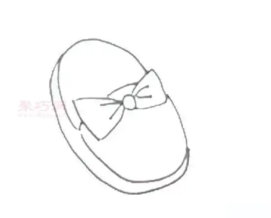 小朋友画拖鞋步骤图解 来学拖鞋简笔画