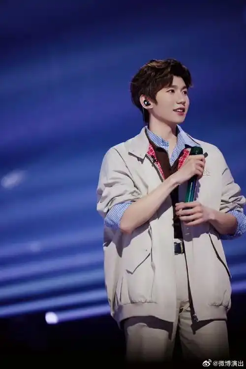 王源天赐的声音彩排照##王源明晚期待你的遇见