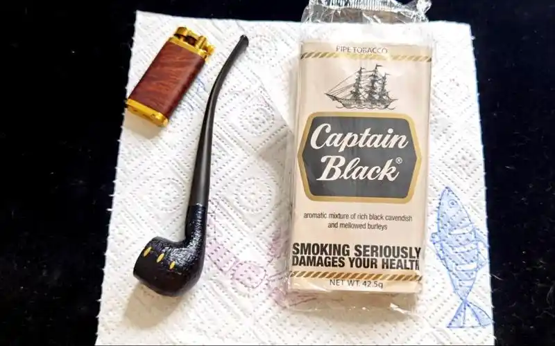 captain black (b/bc) 老船长/海盗船,香草调味.小号喷砂阅读烟斗