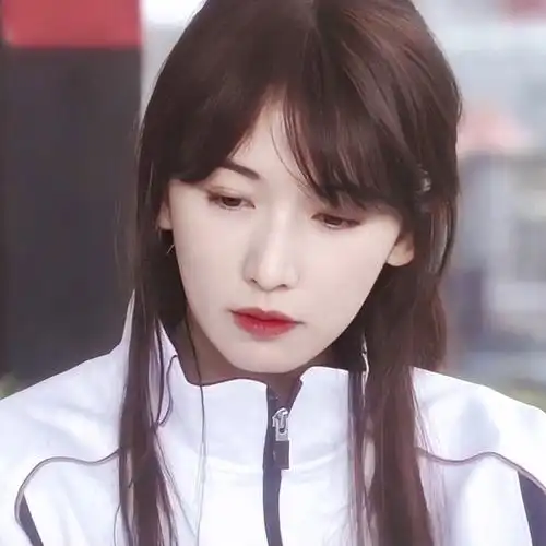 一些林志玲的头像,感觉也是公认的美女了,但是很少看到有把她当做头像