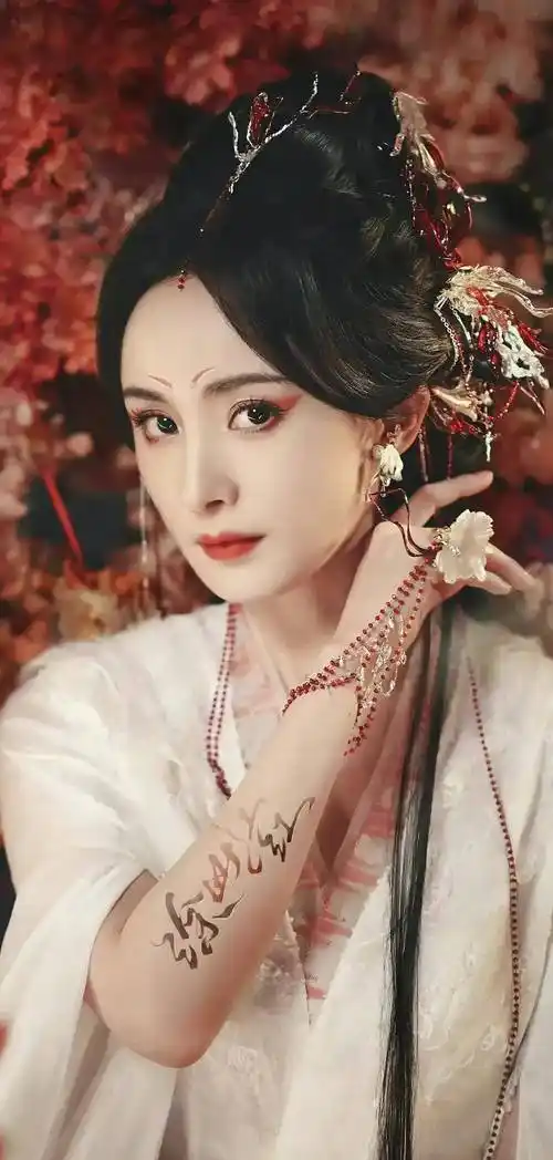 杨幂的10张美图,张张皆是珍藏版_月光_星星_漂亮