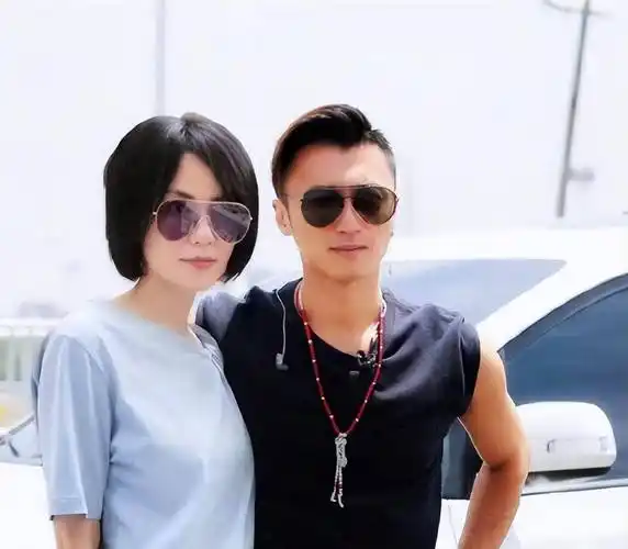 谢霆锋王菲被港媒传分手后,窦靖童发布动态,网友表示很意外_张柏芝