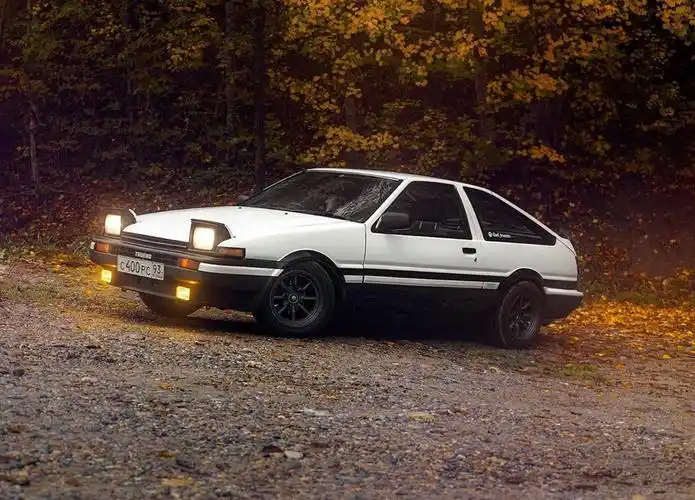 【图】丰田ae86外观是不是很一般_锐志论坛_汽车之家论坛