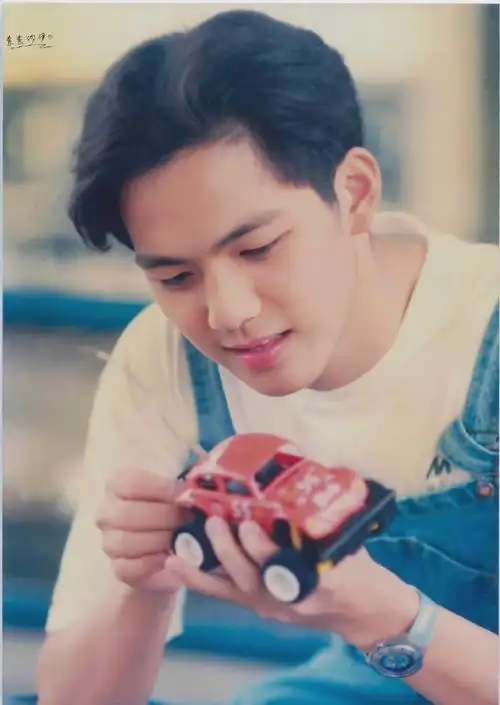 钟汉良17岁学生照