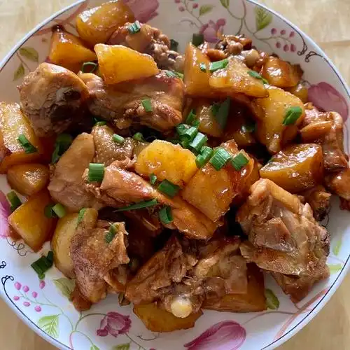 言寺yu做的土豆焖鸡腿