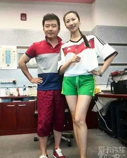 这是李莉?… 查看本楼