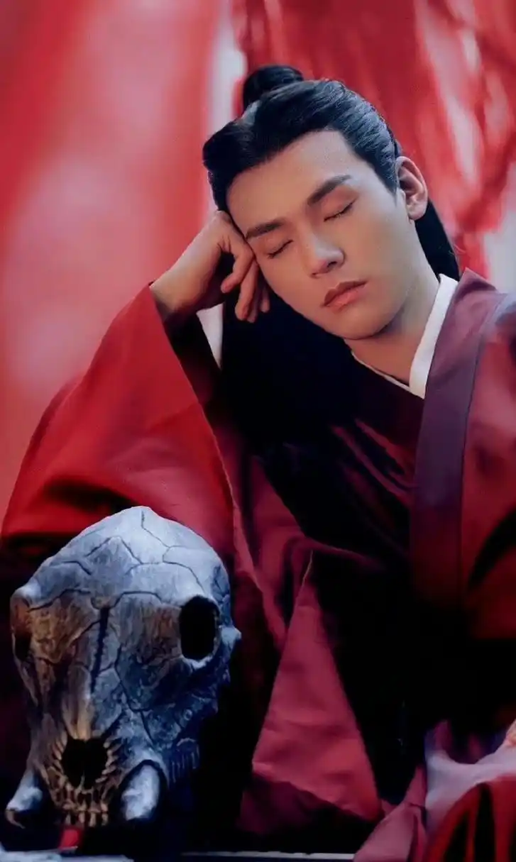 男明星们的古装红衣造型,你们更喜欢谁? 成毅|龚俊|肖战