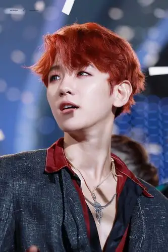 边伯贤回忆向|时至今日我依旧在怀念2016的红发大魔王