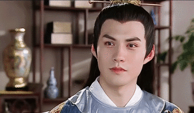 而一双优越独特的眼睛势必让他在演戏时如鱼得水.