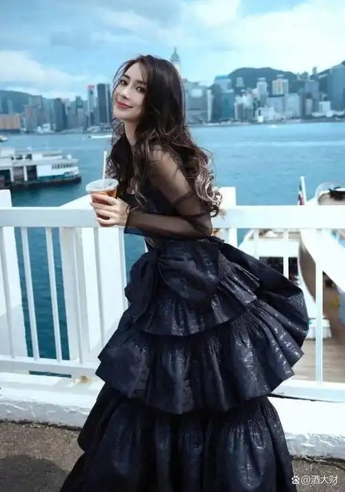 如果杨颖真能就此复出那我十分支持冰冰回归