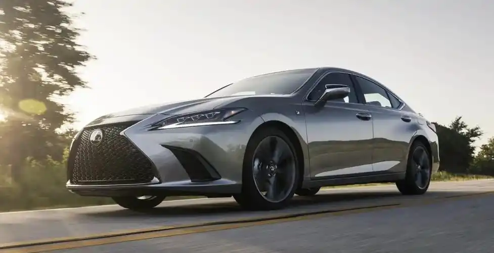 海外约31万元起 2024款雷克萨斯es发布