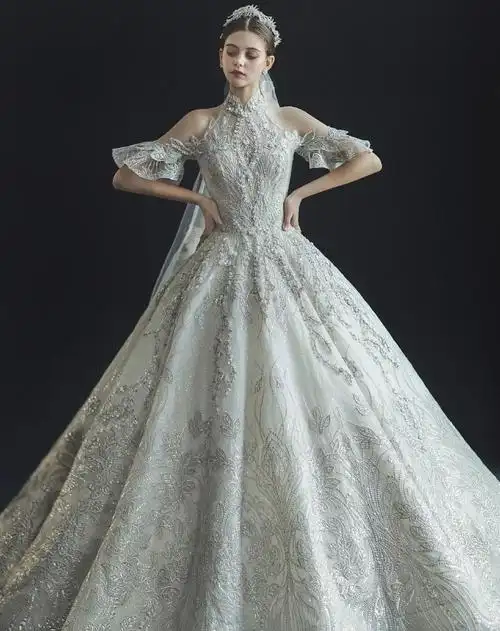 精致典雅又不失少女感的韩国婚纱设计