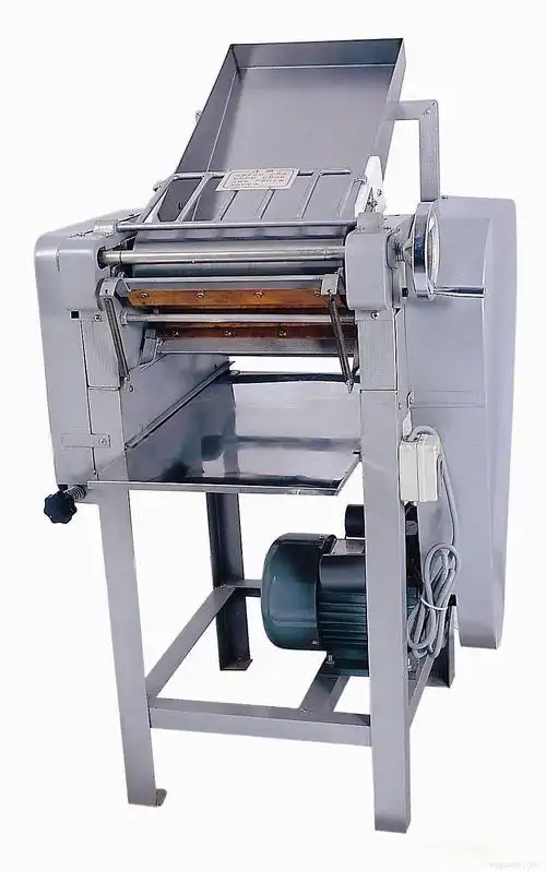 首页 产品 休闲食品机械 面包机 高速压面机采用轻皮带轮减速后链条