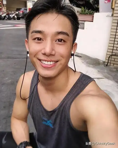 看看台湾的鲜肉男星有颜值有身材有演技