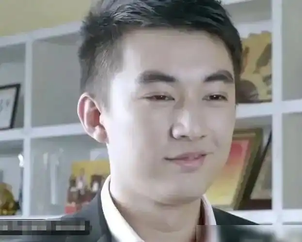 胖子都是"潜力股",看刘学义旧照和现照对比,确定是同一个人?