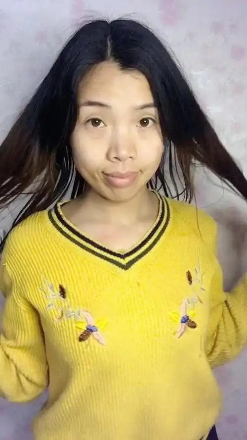 隔壁老王嘲笑我 @经纪人小微 长的丑,妆后老王问我那来的小姑娘96