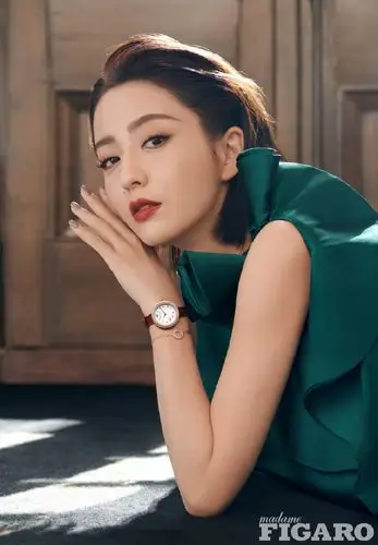 佟丽娅短发优雅时尚大片写真图片88