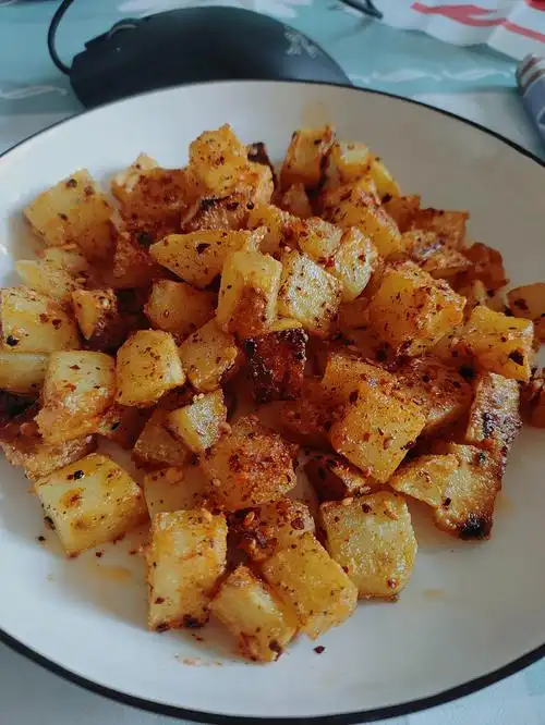 这么好吃的炸土豆丁确定不试试