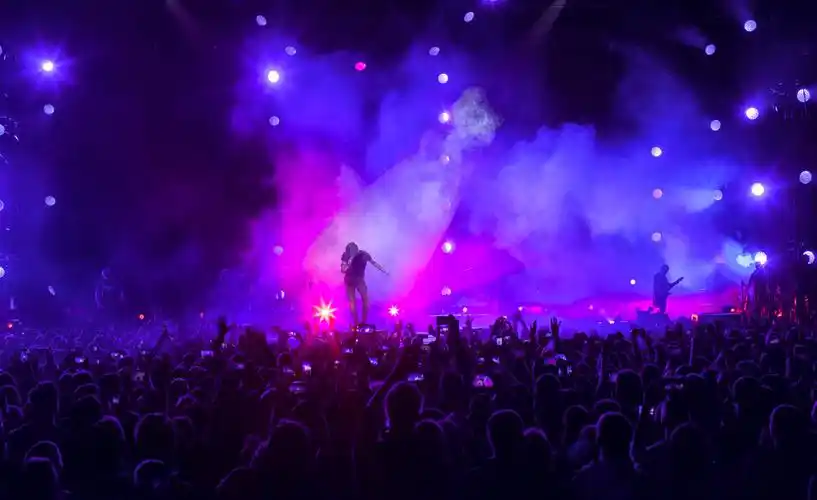 演唱会舞台图片